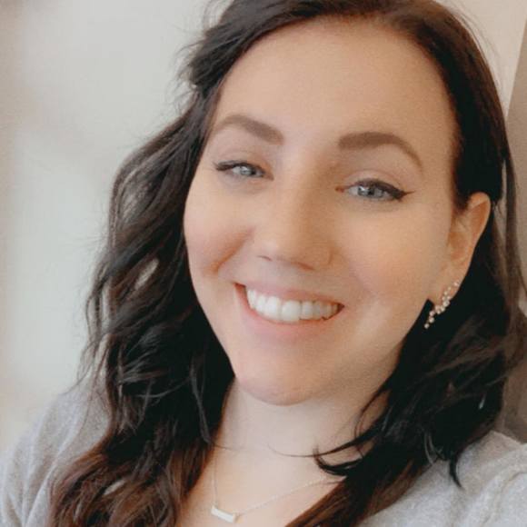 Meet your Posher, Risa - Picture 1 of 1